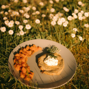Burger di lenticchie con maionese vegana e zucca al forno