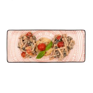 Pasta di lenticchie, ricotta vegana, pomodorini e melanzane